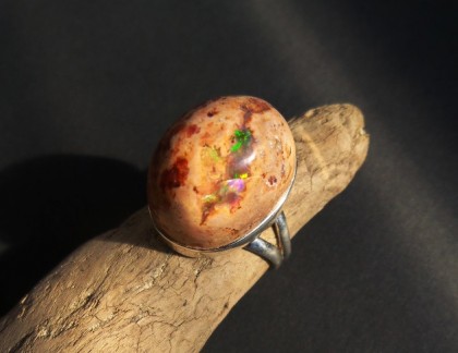 wissenswertes über edelsteine Matrix Opal 